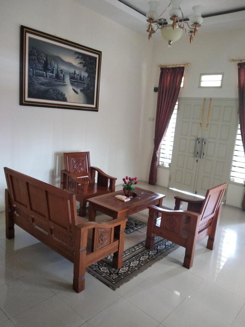 Narahma Homestay Bukittinggi Bagian luar foto